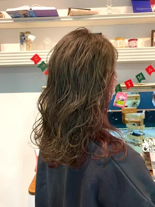 セミロング 大宮/山口 竣也のヘアスタイル