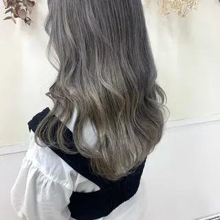 ロング カラー ハイトーン👱‍♀️ エクステ/彩花のヘアスタイル