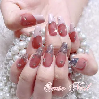 ネイル Kurieitibu 🍬Byu~tīのネイルデザイン