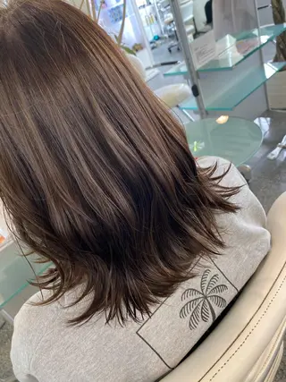 カラー 大森 有紗のヘアスタイル