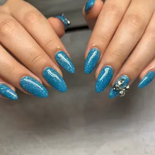 ネイル Lusso🫧 Ayaneのネイルデザイン