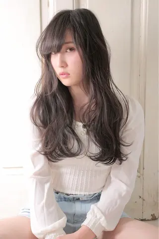 カラー レイヤーカット 早崎太生のヘアスタイル