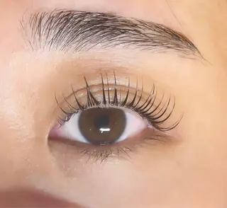 マツエク・マツパ ジョイエ 梅田店所属・joie 梅田のマツエク・マツパデザイン