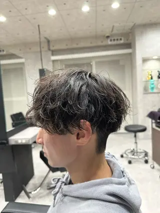 パーマ メンズ ユウ🪄 パーマ指名No1のヘアスタイル