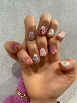 ネイル ナチュラル透明感🌱 小山美樹子のヘアスタイル