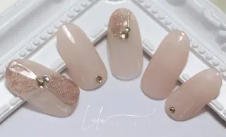 ネイル Lulu nail salon 南堀江店所属・西村 あやかのネイルデザイン