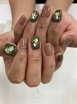 ネイル sharetrust 🐳AKEのネイルデザイン