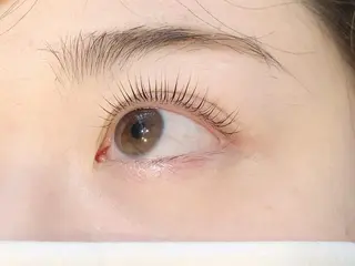 マツエク・マツパ デイジーラッシュ 大阪駅前第3ビルのマツエク・マツパデザイン