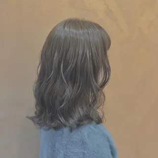 ミディアム カラー 西 めぐみのヘアスタイル