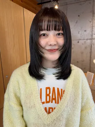 セミロング カラー Cafune juntos YOLO所属・大阪美容師/ スパニスト/東本真菜のヘアスタイル