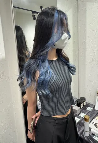 ロング カラー ハイトーン/レイヤー /艶カラー🎀のヘアスタイル