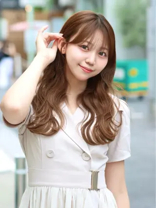 セミロング カラー ヘアアレンジ FERiCIA.  表参道所属・レイヤーカット 🪄吉野翔悟のヘアスタイル