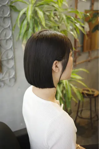 ショート カラー モリモト サナのヘアスタイル