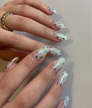 ネイル Nailsalon Olu所属・ネイリスト Nanaのネイルデザイン