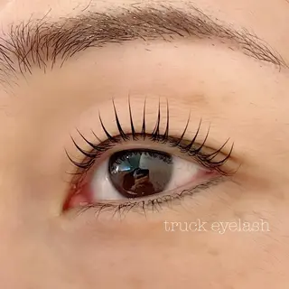 マツエク・マツパ truck阿倍野所属・truck 渡邊 侑季の眉毛・アイブロウイメージ