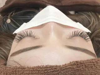 マツエク・マツパ 京都レイヤーカット/ 縮毛矯正/羽柴りくのヘアスタイル