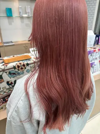 ロング カラー wakana 【ブリーチカラー】のヘアスタイル