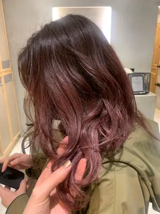 カラー ラベンダー/レイヤー スタイル🤎mamiのヘアスタイル