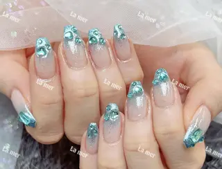 ネイル 🌻 Momoko_のネイルデザイン