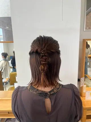 ヘアアレンジ 和泉田 真白のヘアスタイル