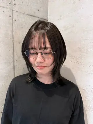 ミディアム カラー 女性に人気♪ はやしほのかのヘアスタイル