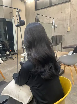 ロング カラー まとまるレイヤー カット/透明感カラーのヘアスタイル