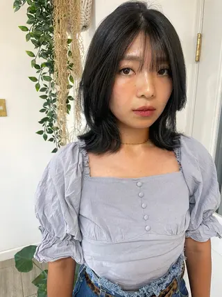 ミディアム カラー ブリーチなしで透け感 暖色カラーボブaoiのヘアスタイル