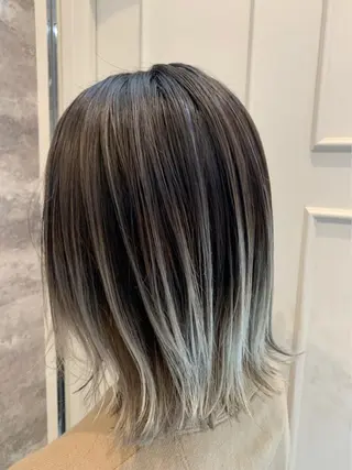 ミディアム カラー 🫟Blanco🫟 Color&Careのヘアスタイル