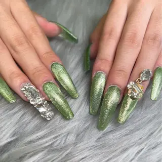 ネイル Hau'oli nail所属・Hauʻoli nail 🤍のネイルデザイン