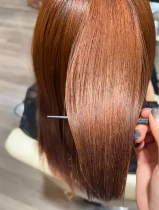 セミロング Will梅田店所属・miu/韓国風 デザインカラーのヘアスタイル