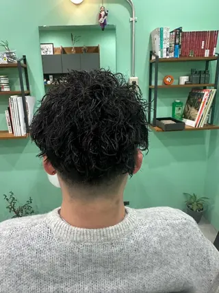 ショート パーマ メンズ 理容ニックニック所属・若園 光のヘアスタイル