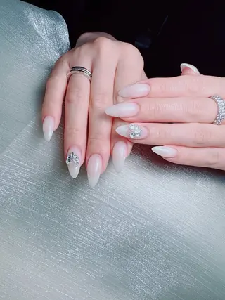 ネイル Yuxi Beauty salon 【ユーシィー ビューティ サロン】所属・ユーシーネイルサロン 池田公園店のネイルデザイン