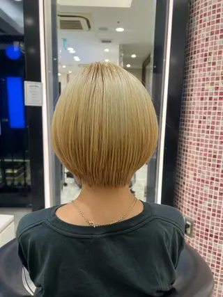 ショート コテ巻き風パーマ 銀座RINOSEのヘアスタイル