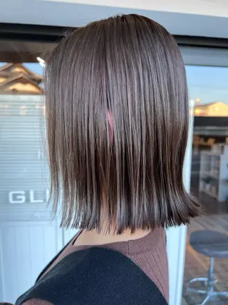 ミディアム 海老沢 亜衣のヘアスタイル