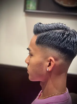 ショート メンズ 海老原 コウのヘアスタイル