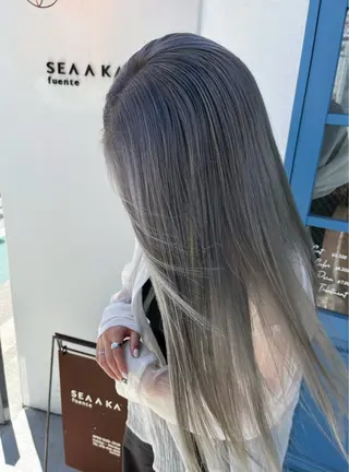ロング カラー 中川 もえか【明石】のヘアスタイル