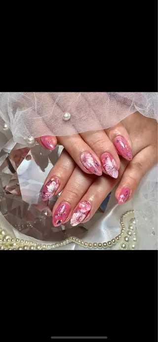 ネイル 爪屋所属・橋本 里香のネイルデザイン