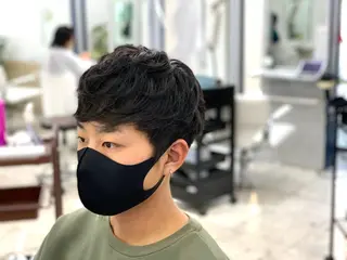 ショート ハイライト&曲がる 縮毛矯正特化 玉置のヘアスタイル