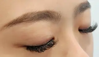 マツエク・マツパ アイデザイナー Key(ケイ)の眉毛・アイブロウイメージ