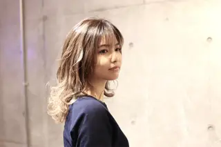ロング カラー アドミラルYoshi oのヘアスタイル