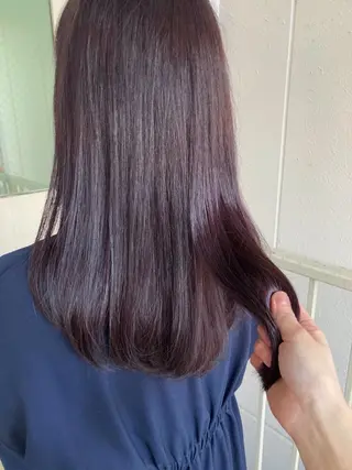 セミロング roka ノゾミのヘアスタイル