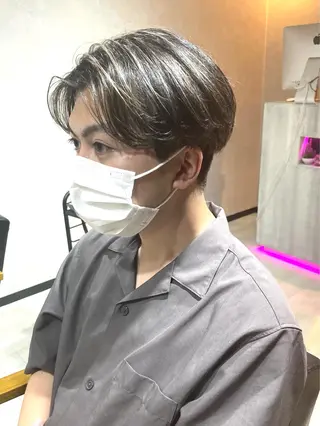 ショート カラー メンズ 岡崎勇人/レイヤー/ 韓国/ケラチンTRのヘアスタイル