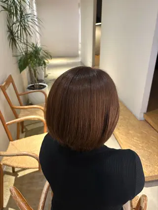 ミディアム まみ/暖色カラー /デザインカラーのヘアスタイル