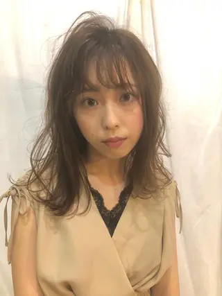 セミロング eins.hair所属・過去一の柔髪ヘア 🌿einshairのヘアスタイル