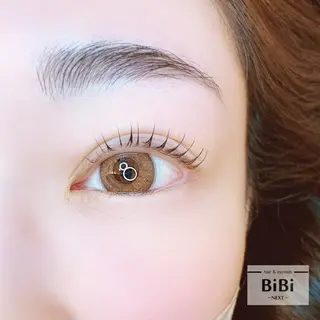 マツエク・マツパ BiBi-NEXT-所属・茂木 あゆかのヘアスタイル