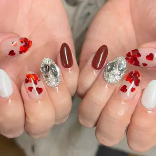 ネイル Lusso🫧 Ayaneのネイルデザイン