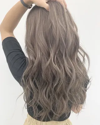 カラー LINOET NAGOYA所属・中川 来紀のヘアスタイル