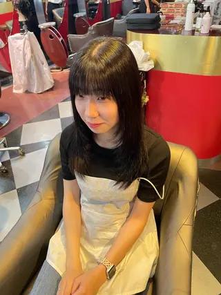 セミロング 👑派手髪/カット 👑ANRYのヘアスタイル