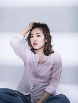 ミディアム 大嶋 伸吾のヘアスタイル