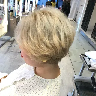 ショート ブリーチ/髪質改善 NYNY大久保のヘアスタイル